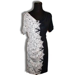 BGBGMaxAzria Short Sleeve Dress